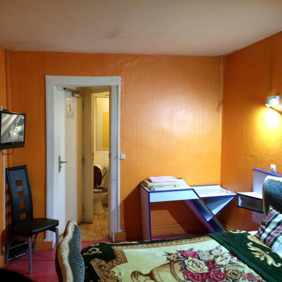 De La Fourche Hotel Paris